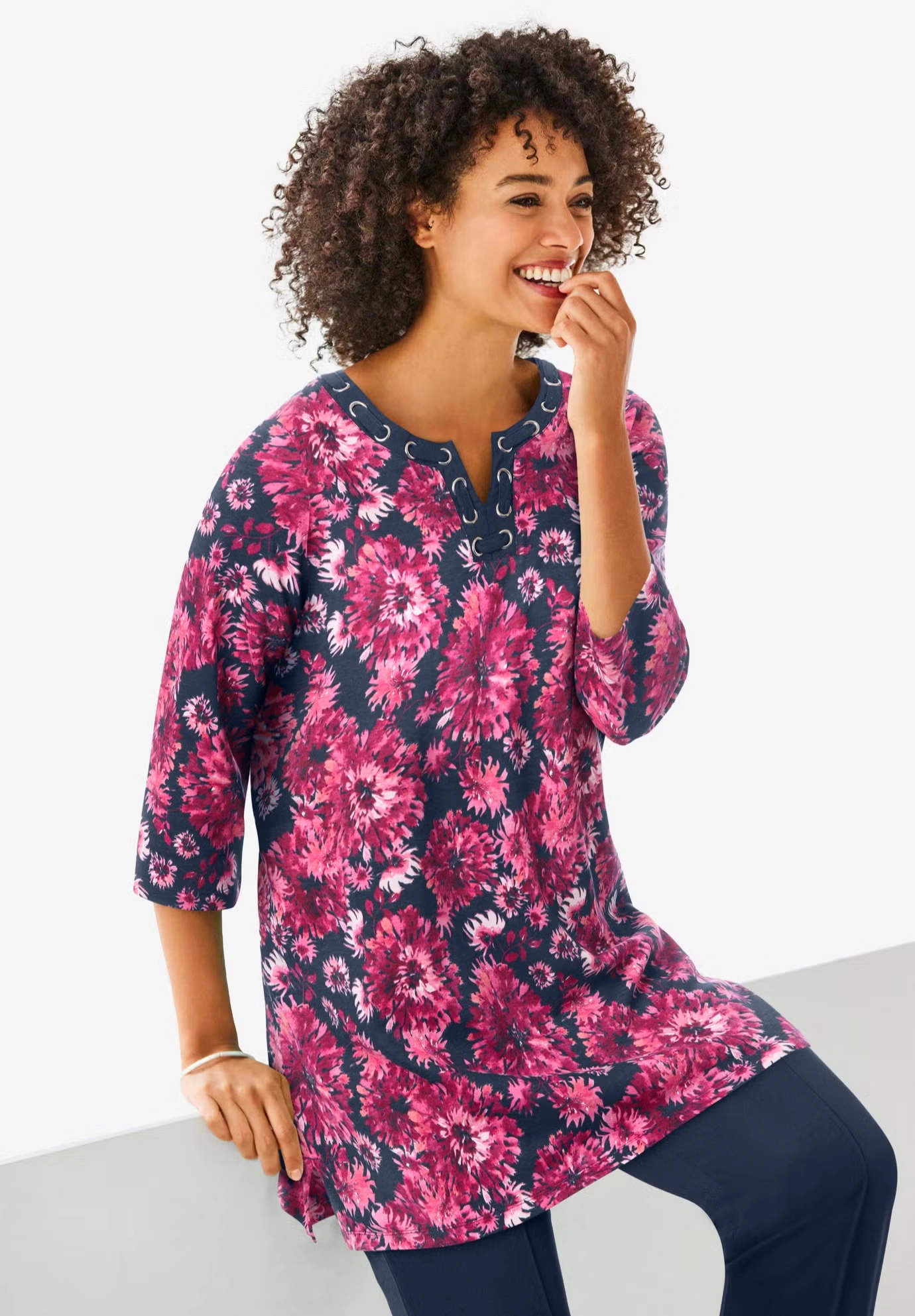 7-Day Three-Quarter Sleeve Grommet Notch Tunic 7 7-Day Three-Quarter Sleeve Grommet Notch Tunic