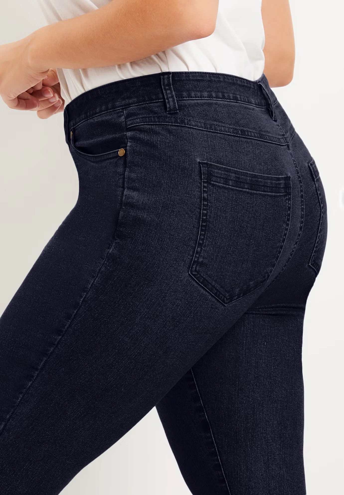Curvie Fit Skinny Jeans 4 Curvie Fit Skinny Jeans