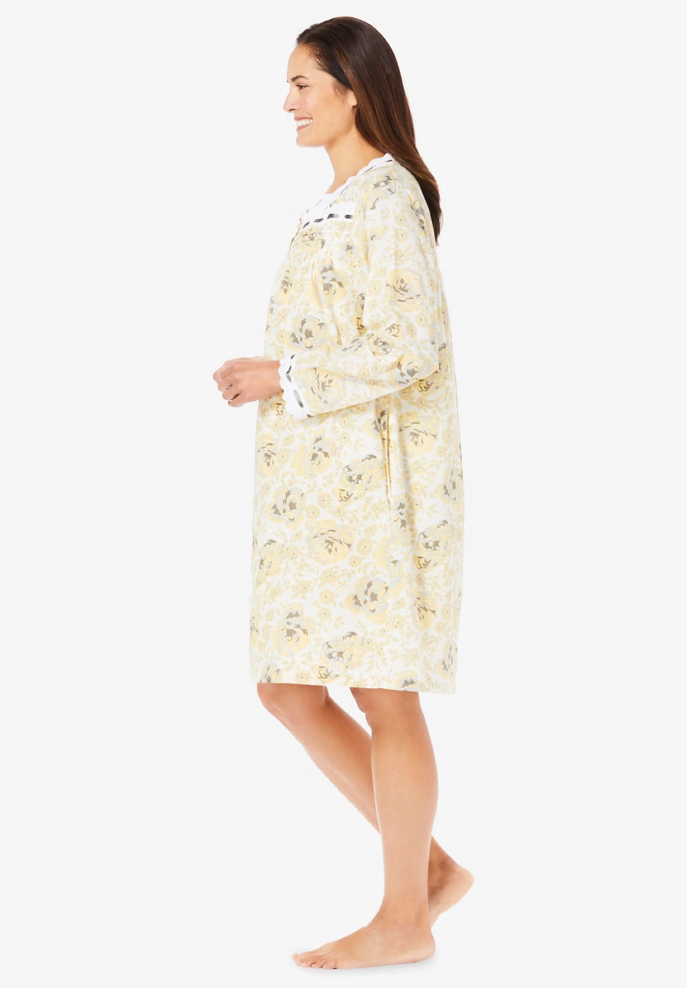 Short 2-Piece Cabbage-Rose Peignoir Set 3 Short 2-Piece Cabbage-Rose Peignoir Set