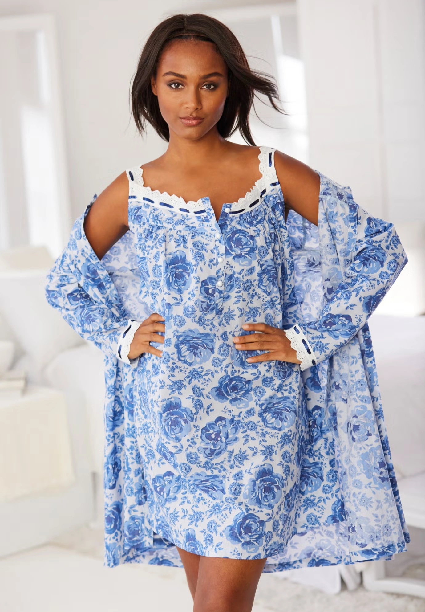 Short 2-Piece Cabbage-Rose Peignoir Set 8 Short 2-Piece Cabbage-Rose Peignoir Set