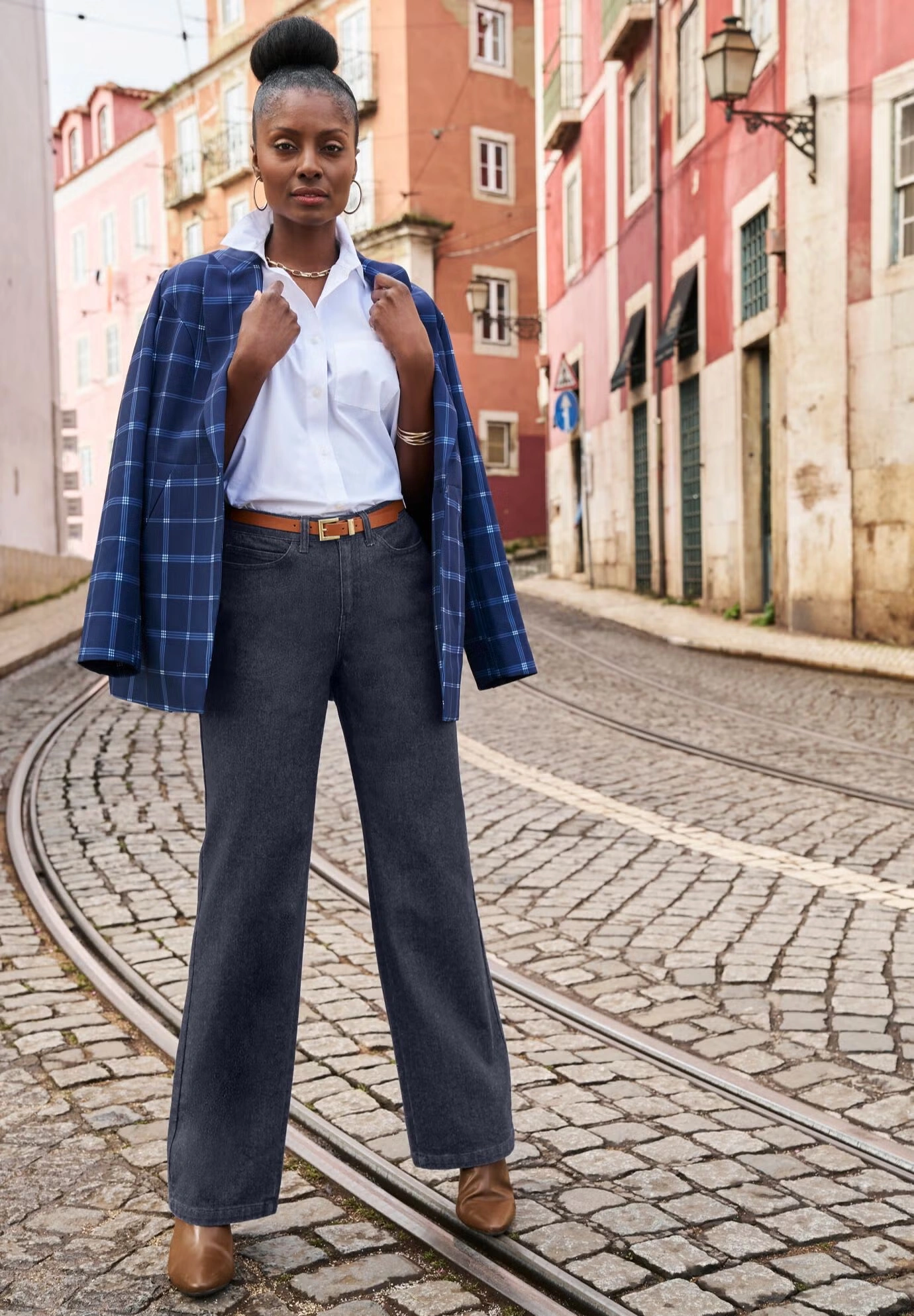 Classic Denim Wide Leg Jean 4 Classic Denim Wide Leg Jean