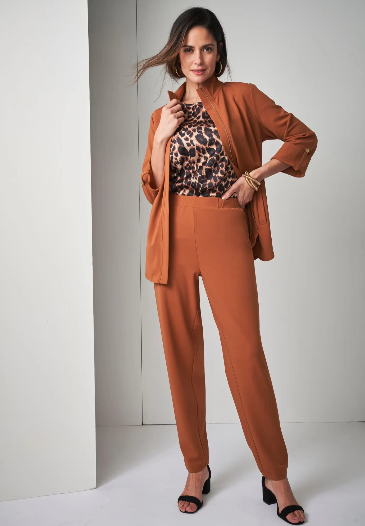 Knit Crepe Winged Collar Set 3 Knit Crepe Winged Collar Set