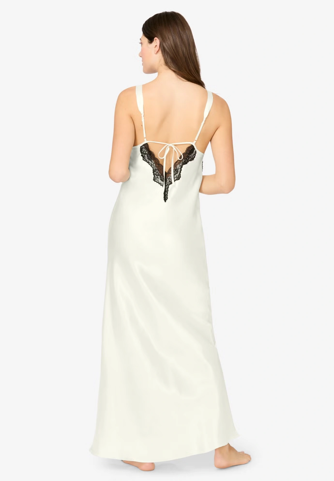 Amoureuse Ruffle Lace Gown