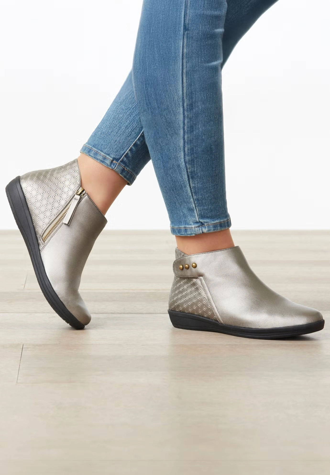 The Brinny Orthotic Shootie