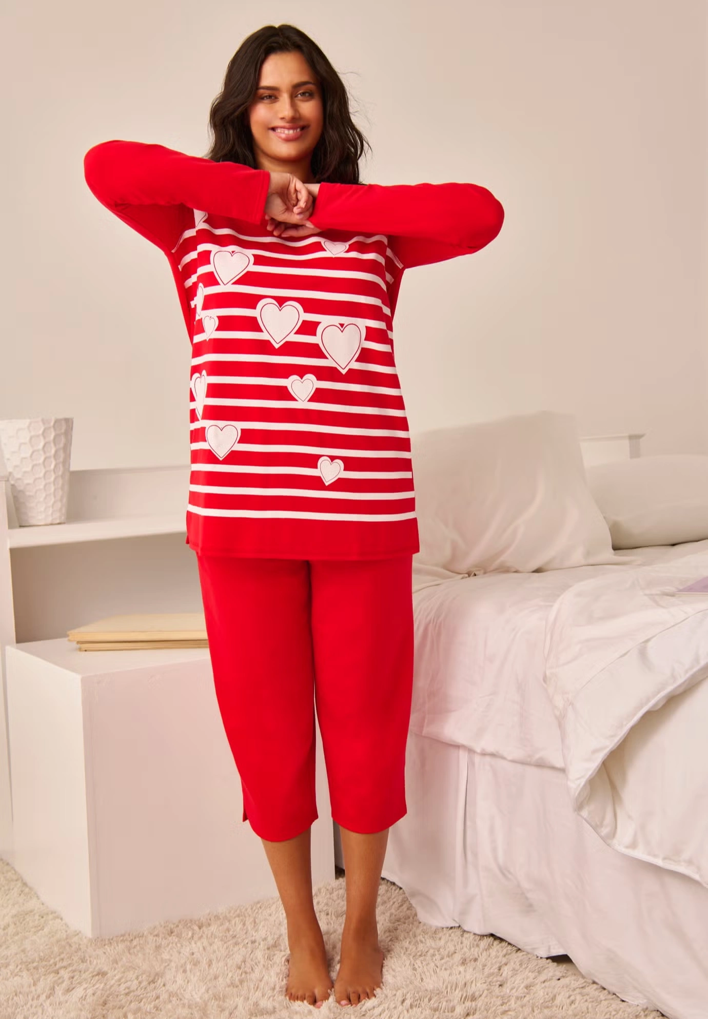 Avenue Body 2-Piece Set Sweatshirt Capri 6 Avenue Body 2-Piece Set Sweatshirt Capri