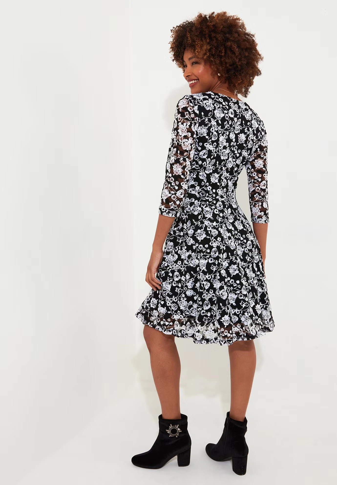 Lace Zip V-Neck Midi Dress 5 Lace Zip V-Neck Midi Dress