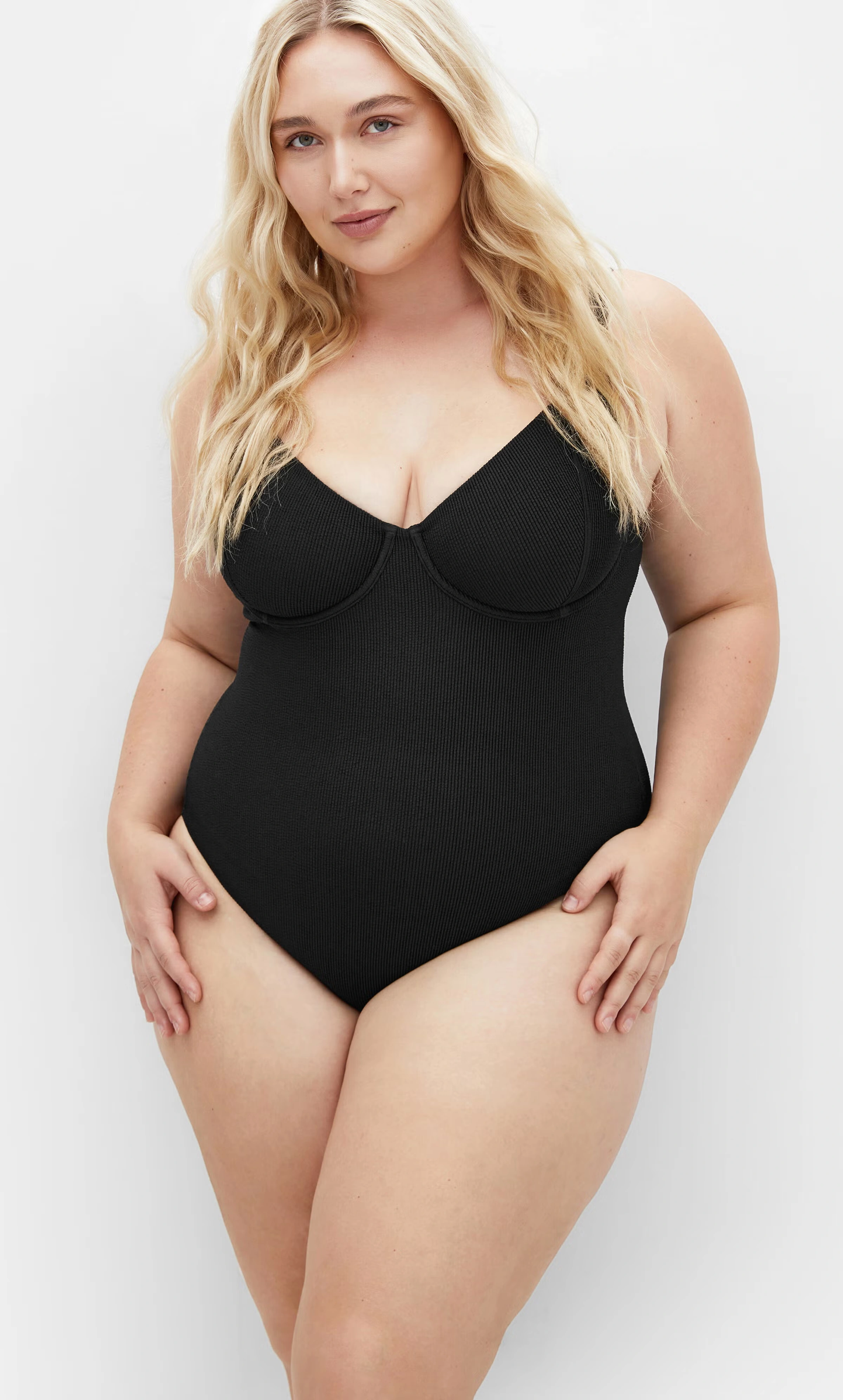 Corfu Underwire 1 Piece - black