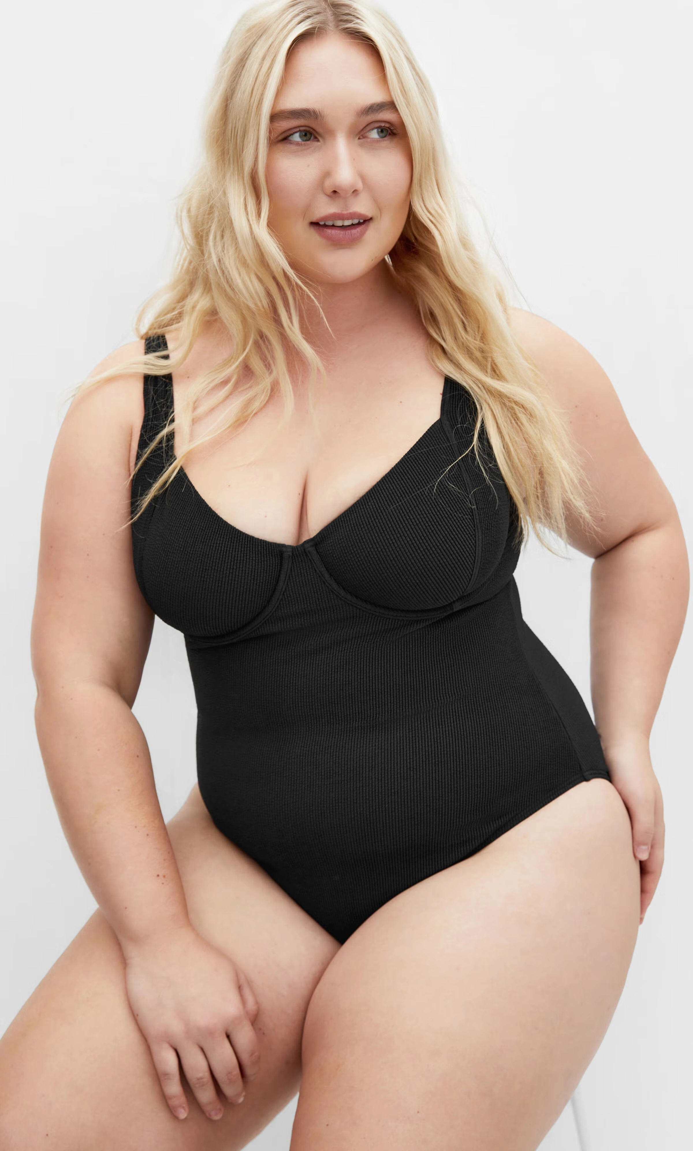 Corfu Underwire 1 Piece - black