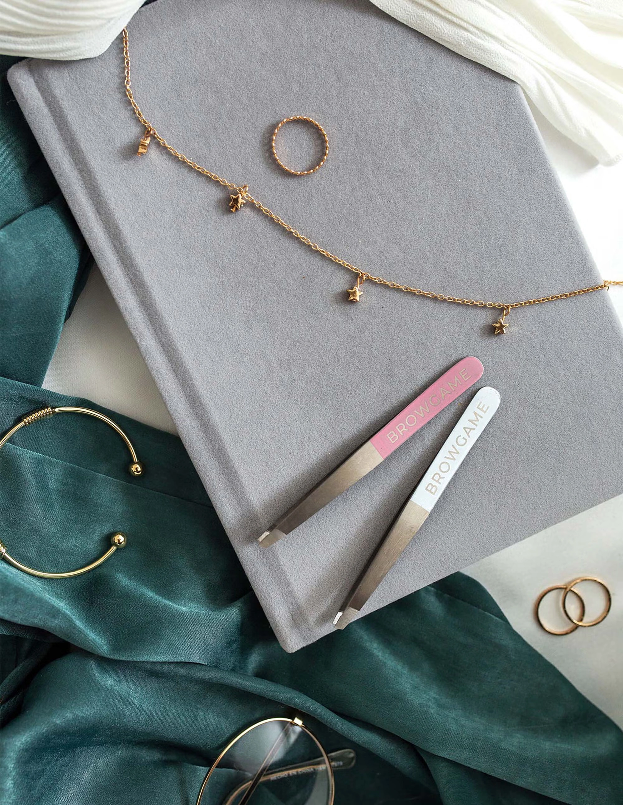 Original Slanted Tweezer - Pink by Browgame for Unisex - 1 Pc Tweezer