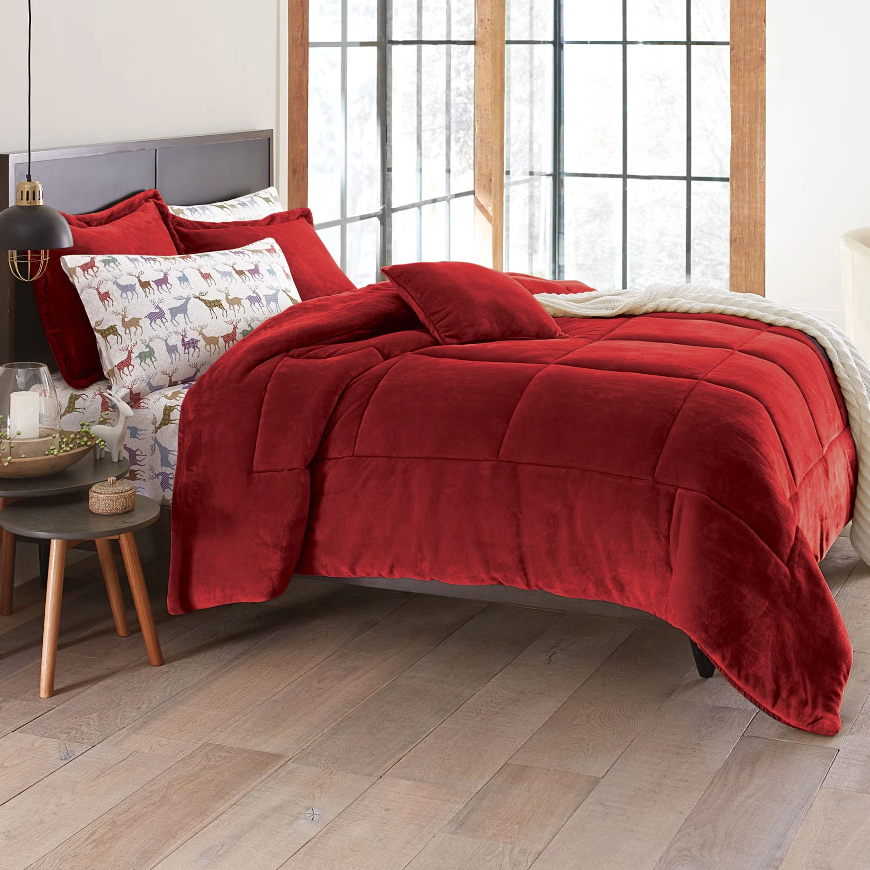 BH Studio Microfleece Comforter