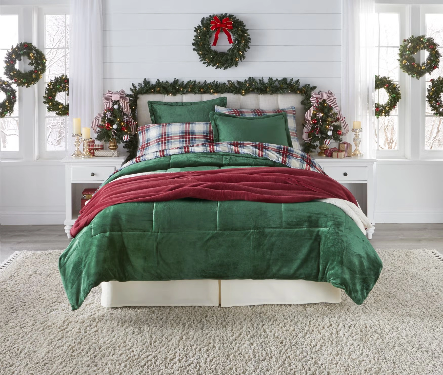 BH Studio Microfleece Comforter
